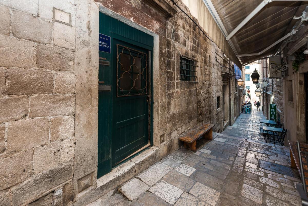 Image 5 of Nautica Room 1 – Old Town