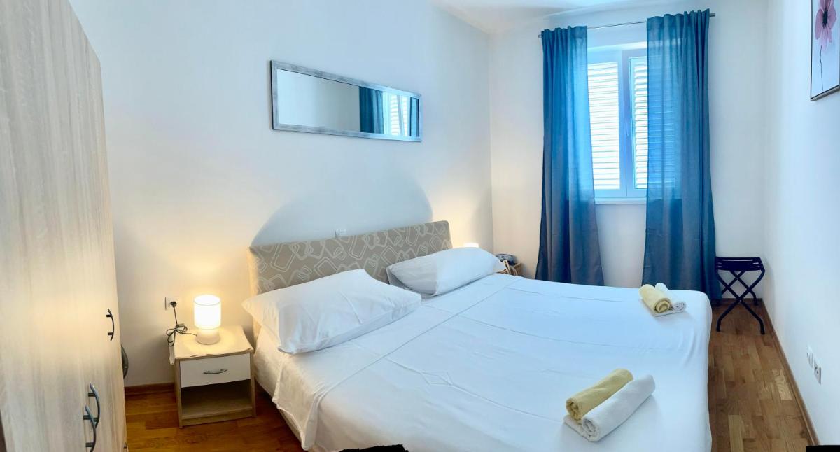 Image 1 of Ocean Breeze Suite