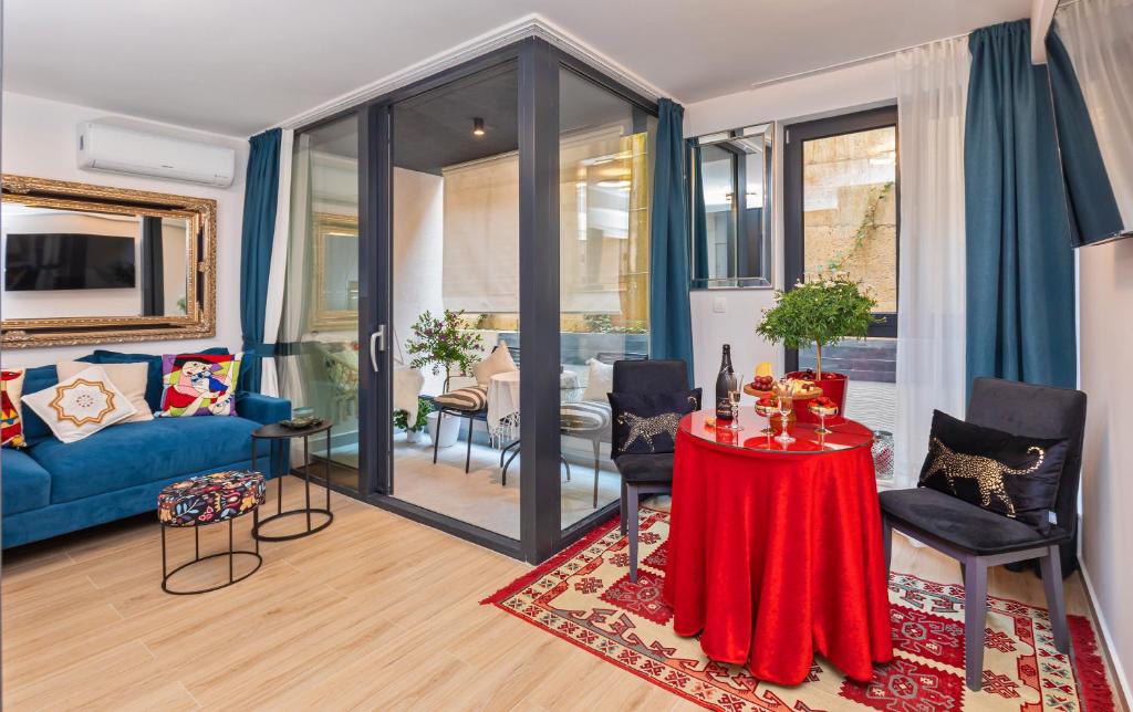 Image of Perfect Downtown Apartment A217
