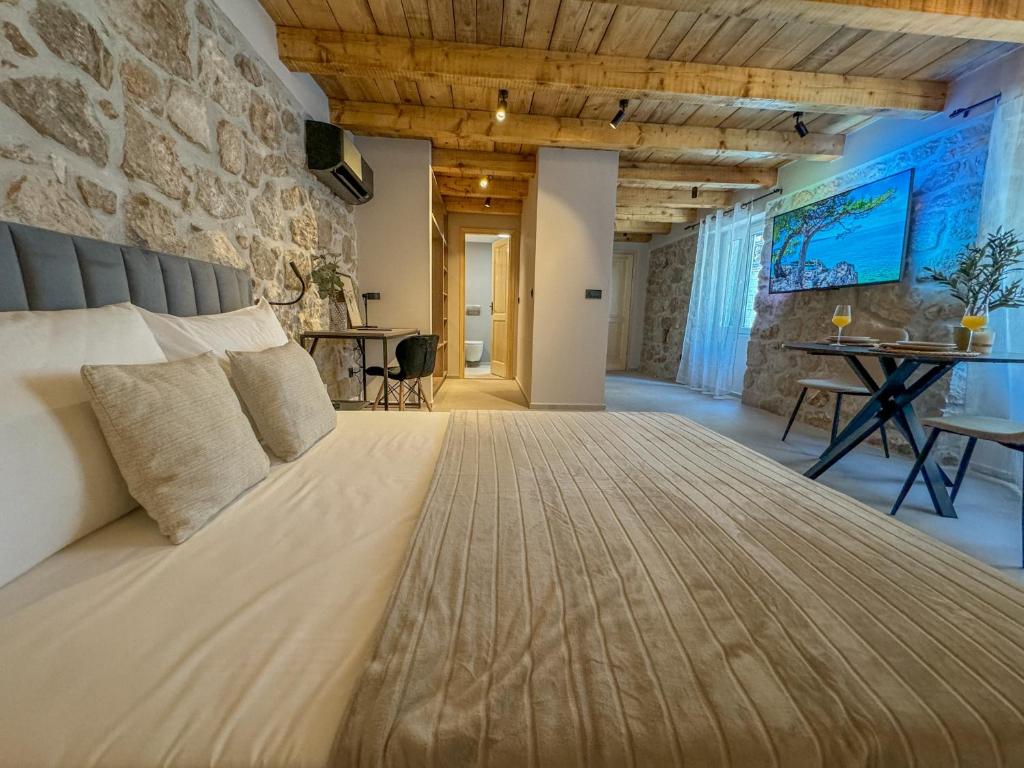 Image of Rocky Heaven Suite
