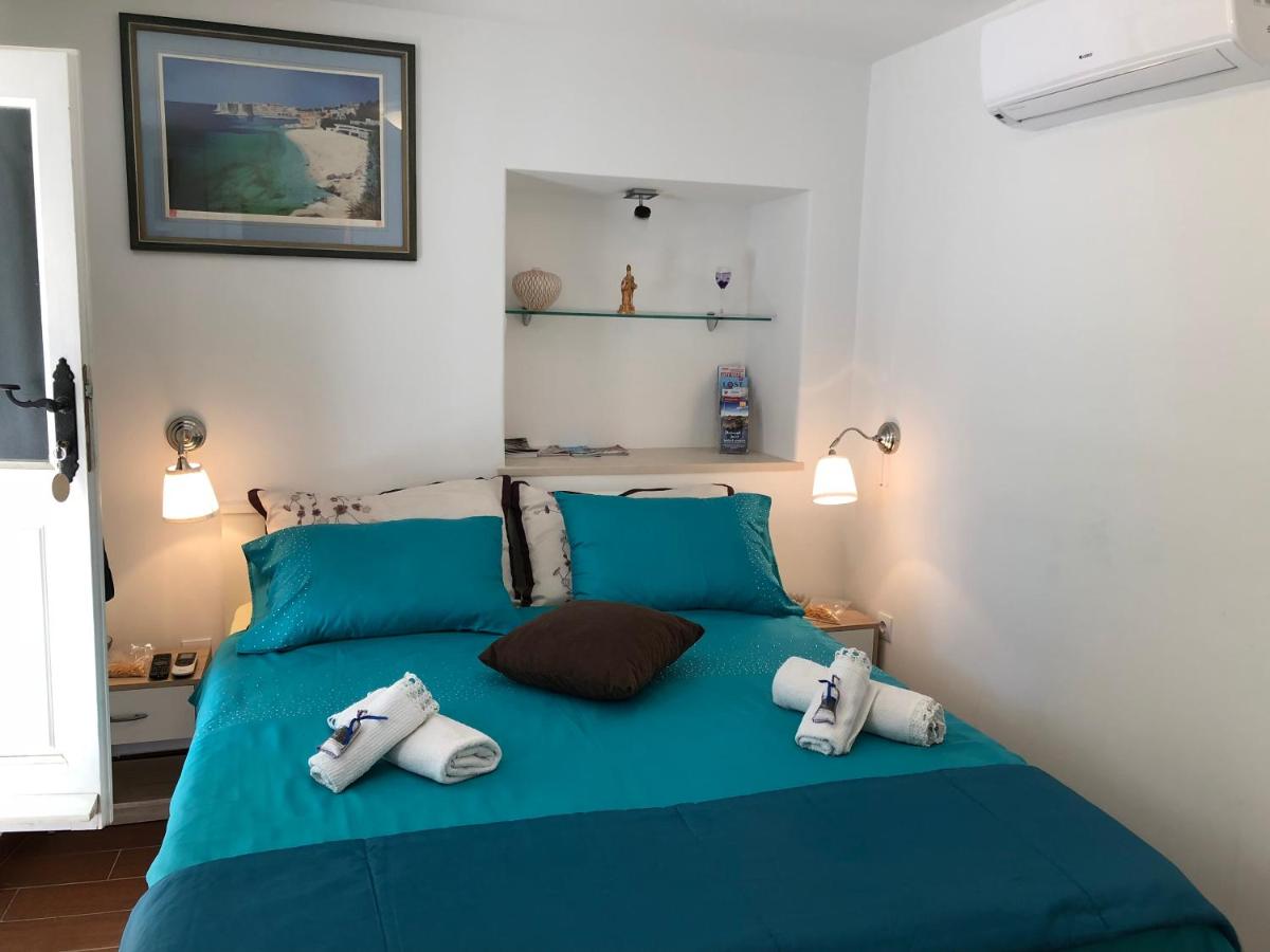 Image 1 of Room Lana
