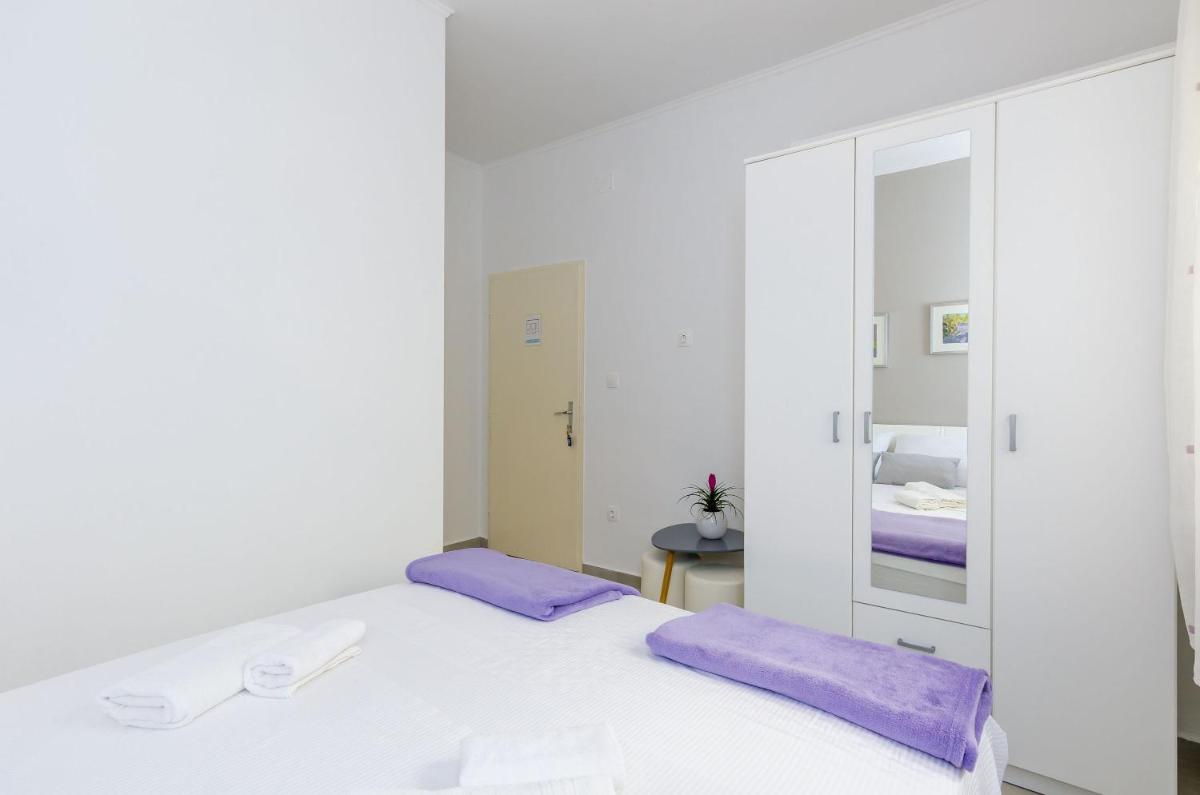 Image 5 of Rooms Batina