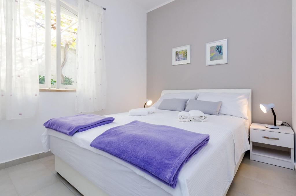 Image of Rooms Batina