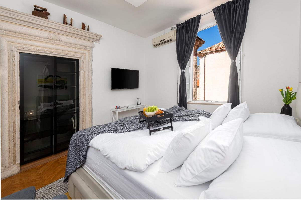 Image 4 of Rooms Eden Old Town 2