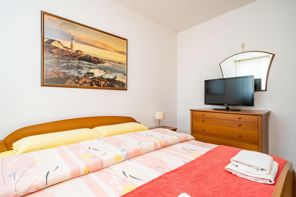 Image 1 of SPACIOUS THREE BEDROOM APARTMENT