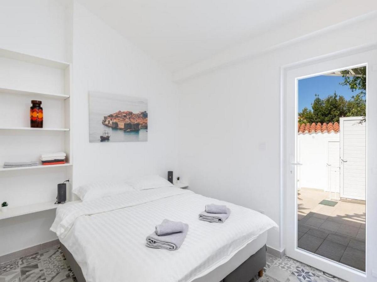 Image 5 of Sunny Palace Apartments