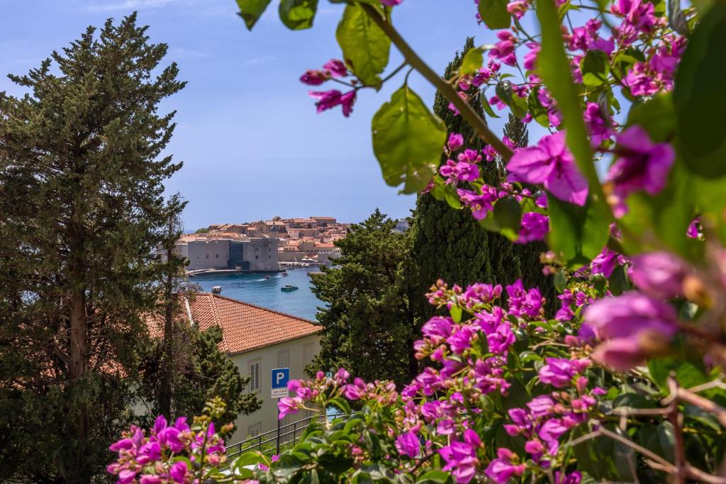Image of Unique Mediterranean 4 Star Apartment with Spa zone