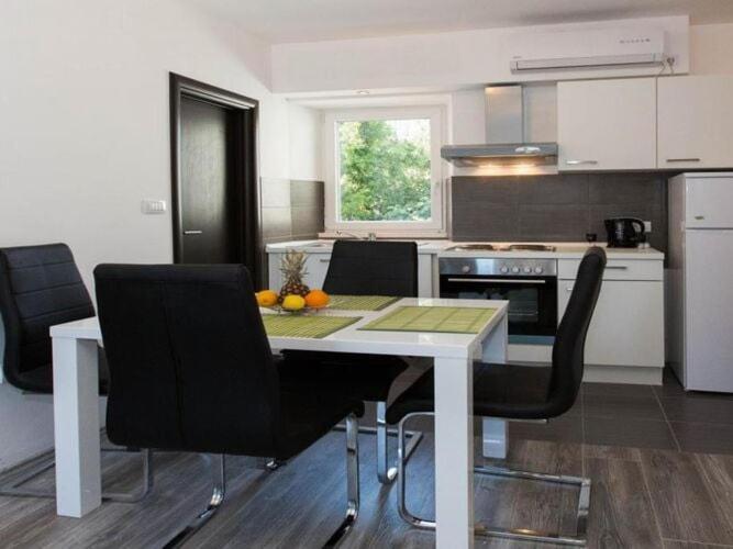 Image 5 of Villa Mia – One Bedroom Apartment With Balcony