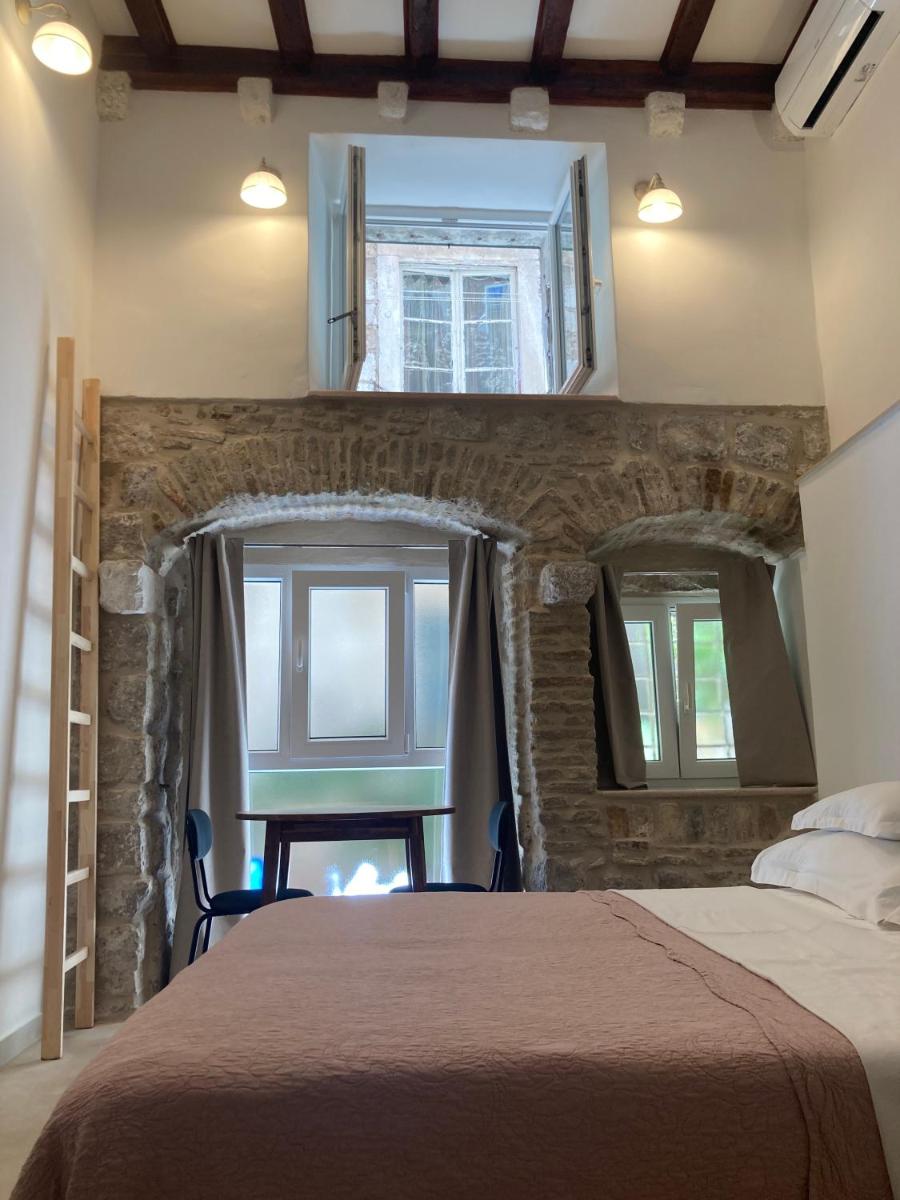 Image 4 of studio apartment vicelic